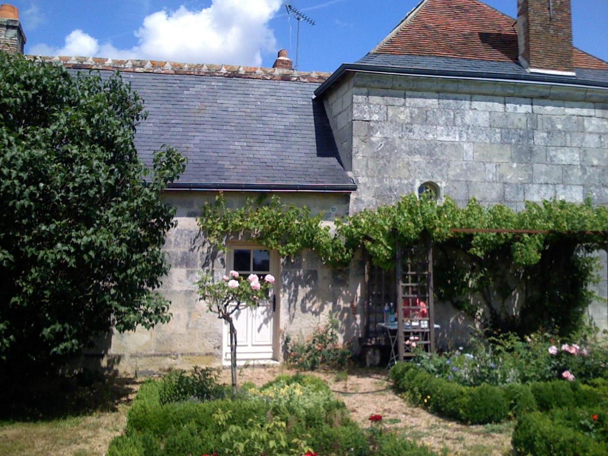 Une Maison, Un Jardin Berthenay Экстерьер фото